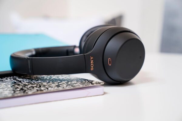 Sony WH-1000XM4 Noise Cancellation Wireless Bluetooth Over-Ear Headphones with Mic, Hi-Res Audio, Up to 38Hrs Battery- Black - Image 6